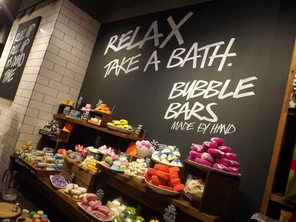 Lush white rose bubble bar selection