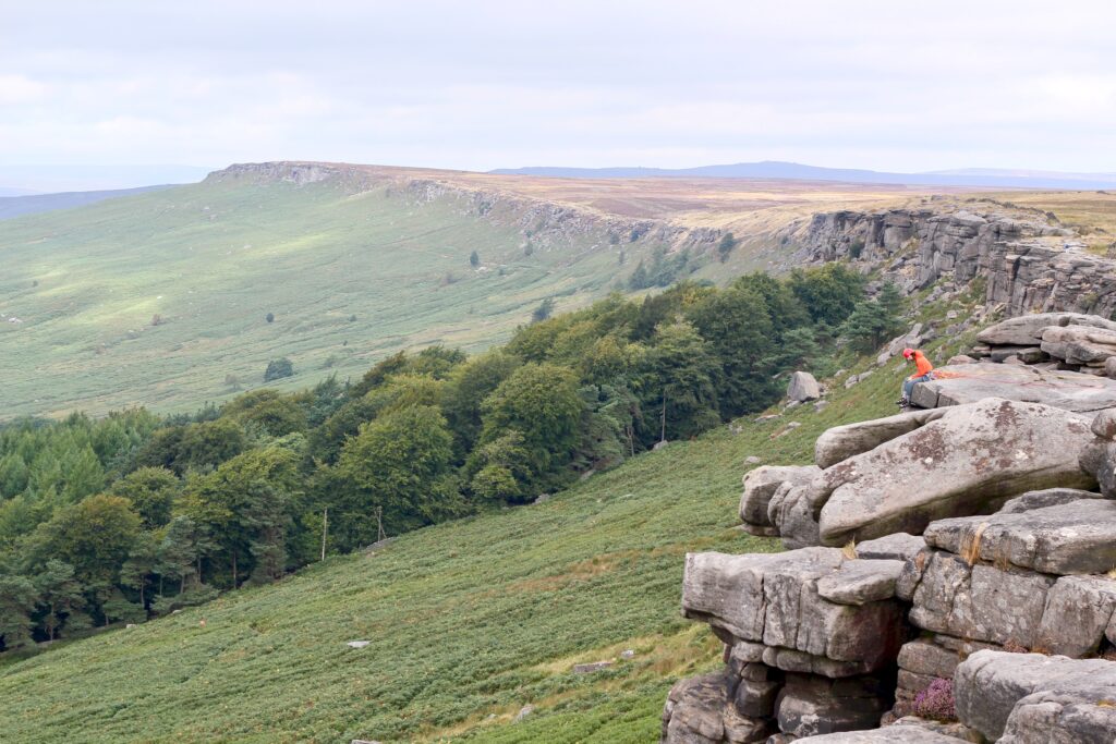 Stannage Edge. A perfect day date in Derbyshire for an outdoorsy couple.