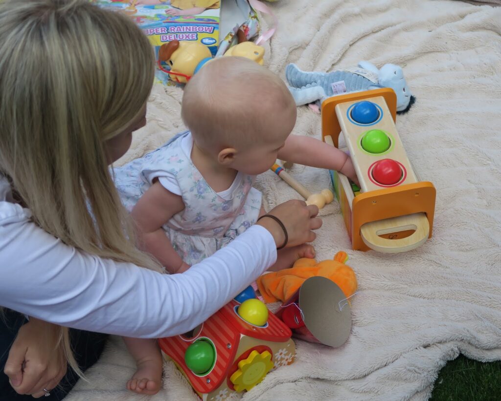 Together in mamahood. Daisy Brown