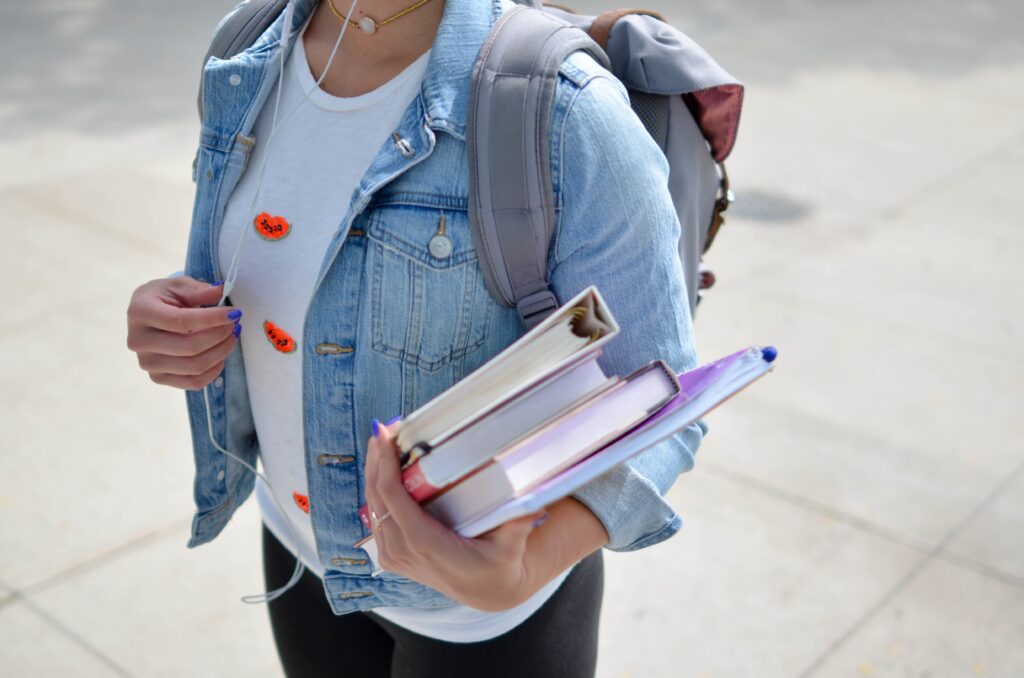 Simple tips on how you can help your teen choose their A Levels.