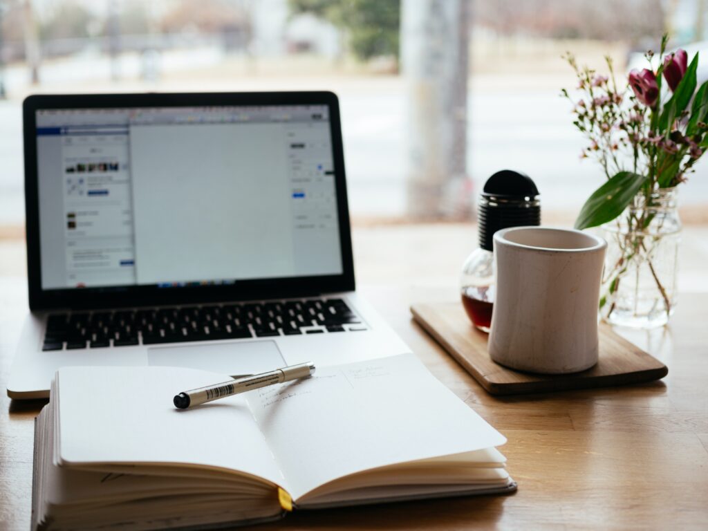 Discussion of blogs vs video content.