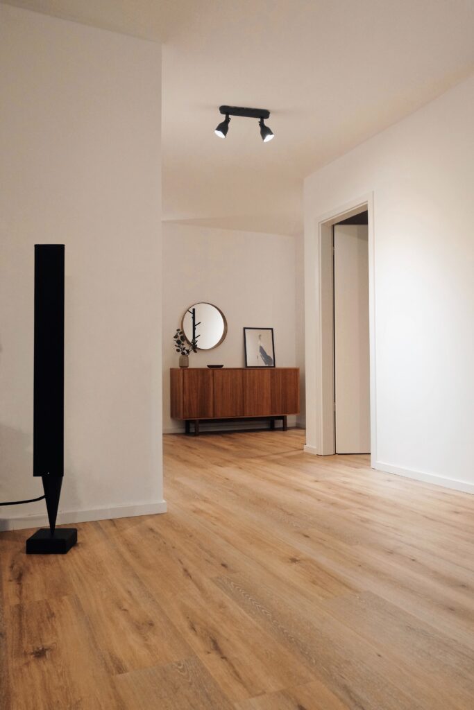 Quick step vinyl flooring.