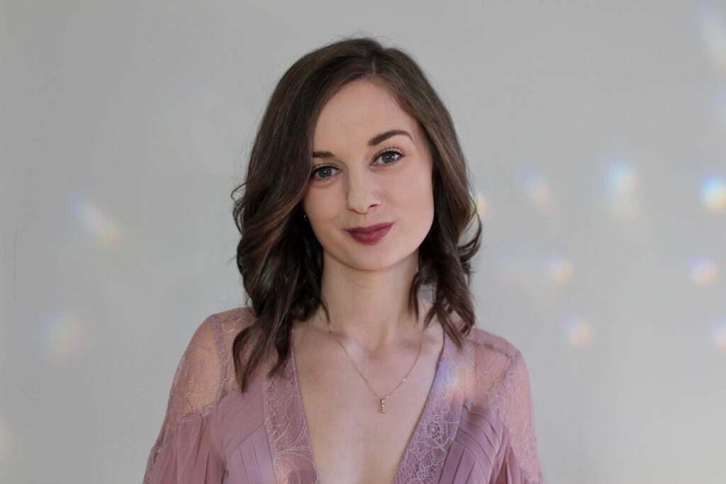 4 Quick beauty tricks to make you feel good about yourself.