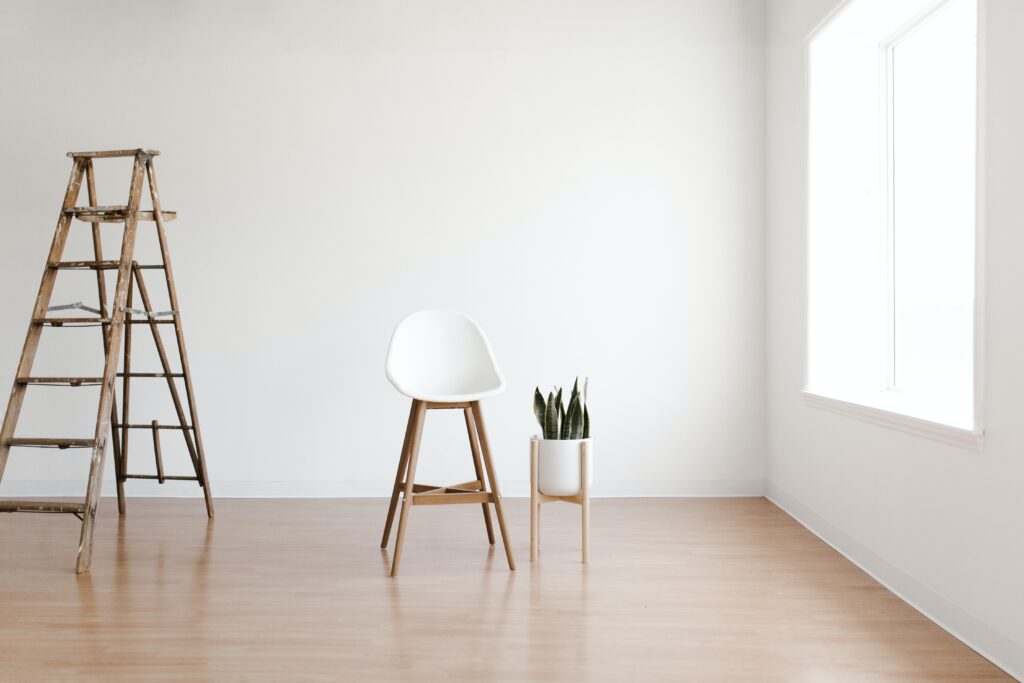 Skirting boards in a DIY setting.
