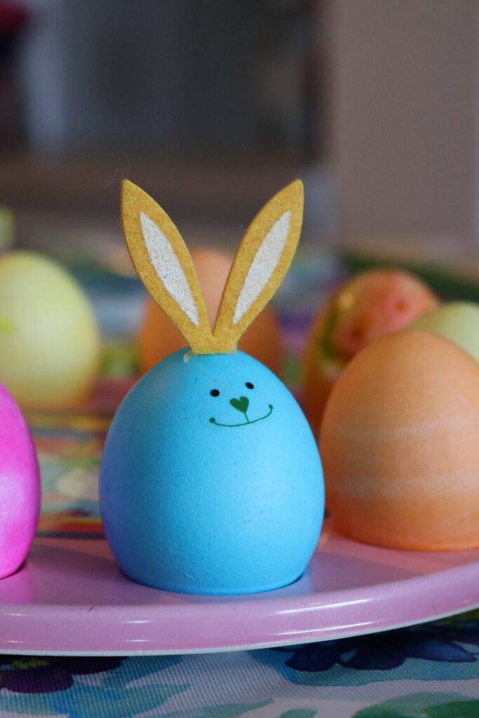 Easter egg bunny.