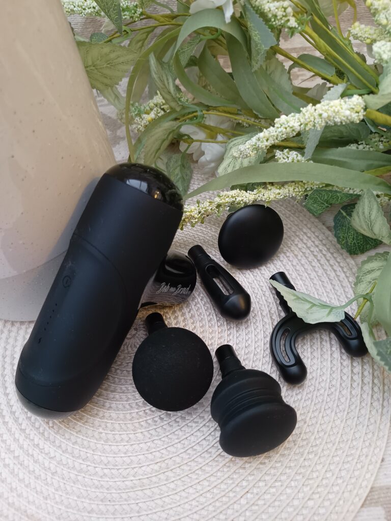 Massage gin with attachments.