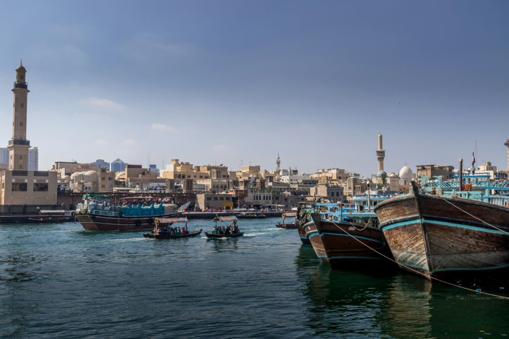 Old Dubai and the gold souk is a must during your visit in Dubai in a week.