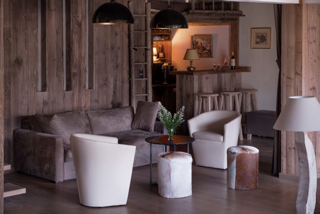 Bar area of the Alikats Mountain Resort.