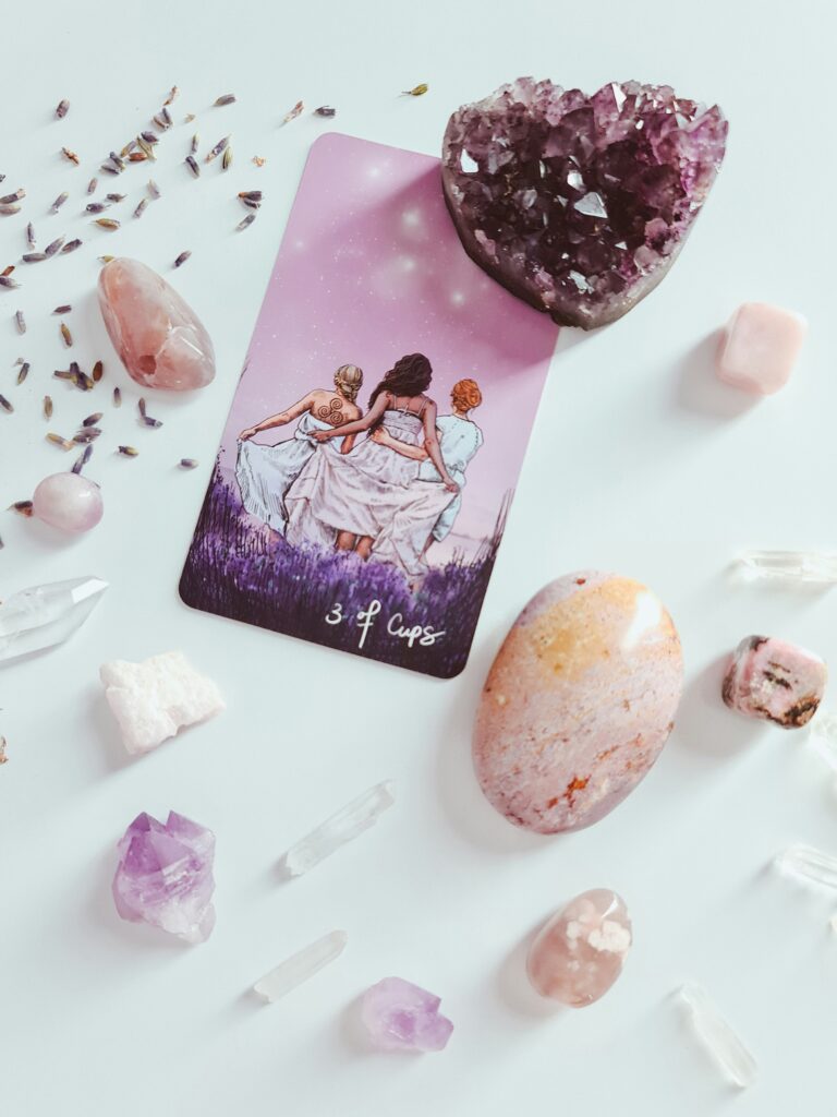 Finding Clarity in Chaos Using Psychic Readings.