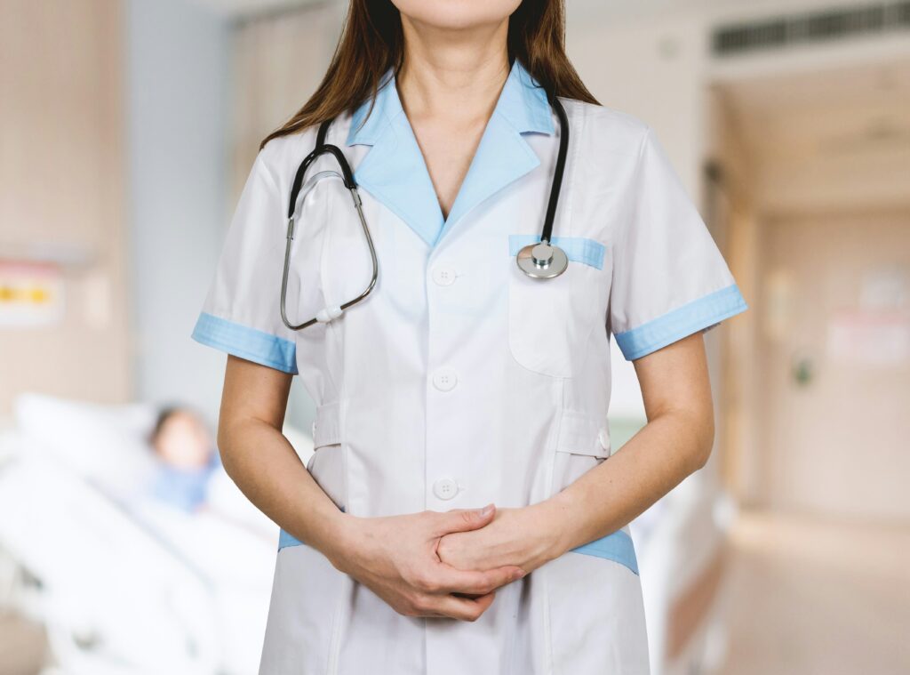 Image of a nurse in uniform. This is to go with an article explaining colon hydrotherapy.