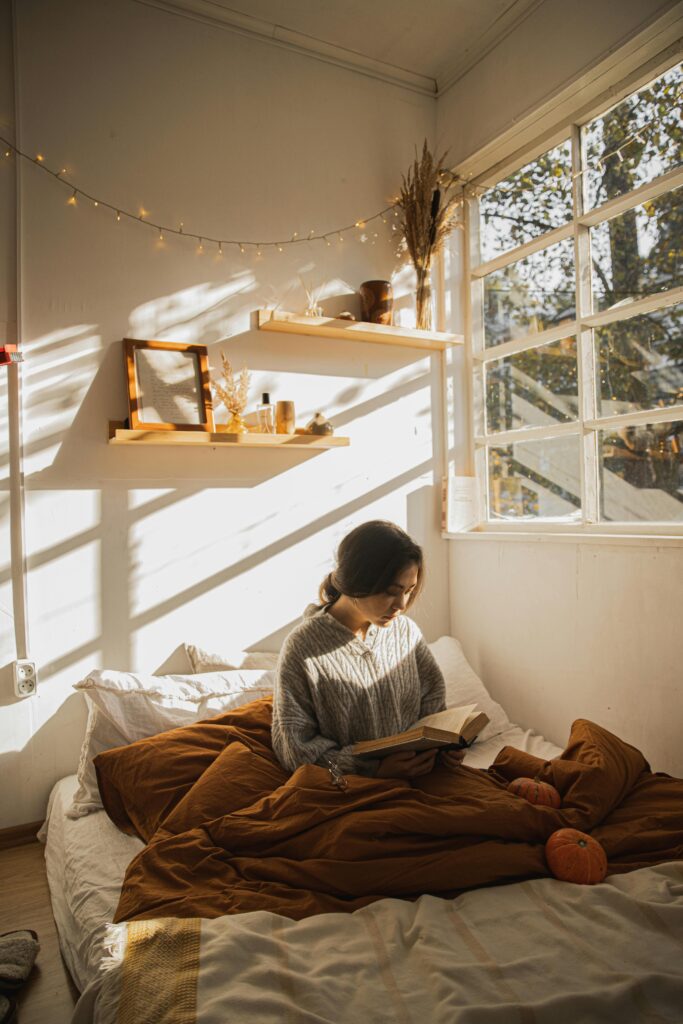 Autumnal inspires bedroom space.