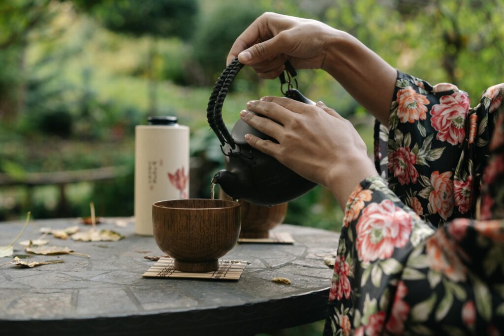 Tea ceremonies are a way to embrace Japanese minimalism to live simply.