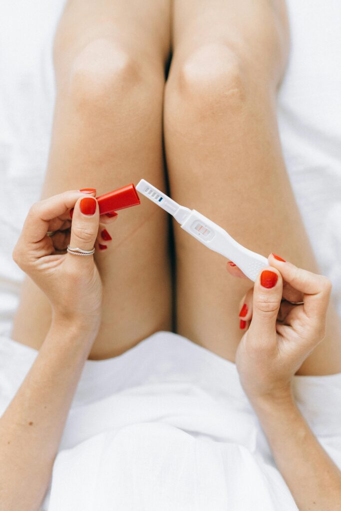 Benefits of using a fertility tracker to plan your pregnancy.