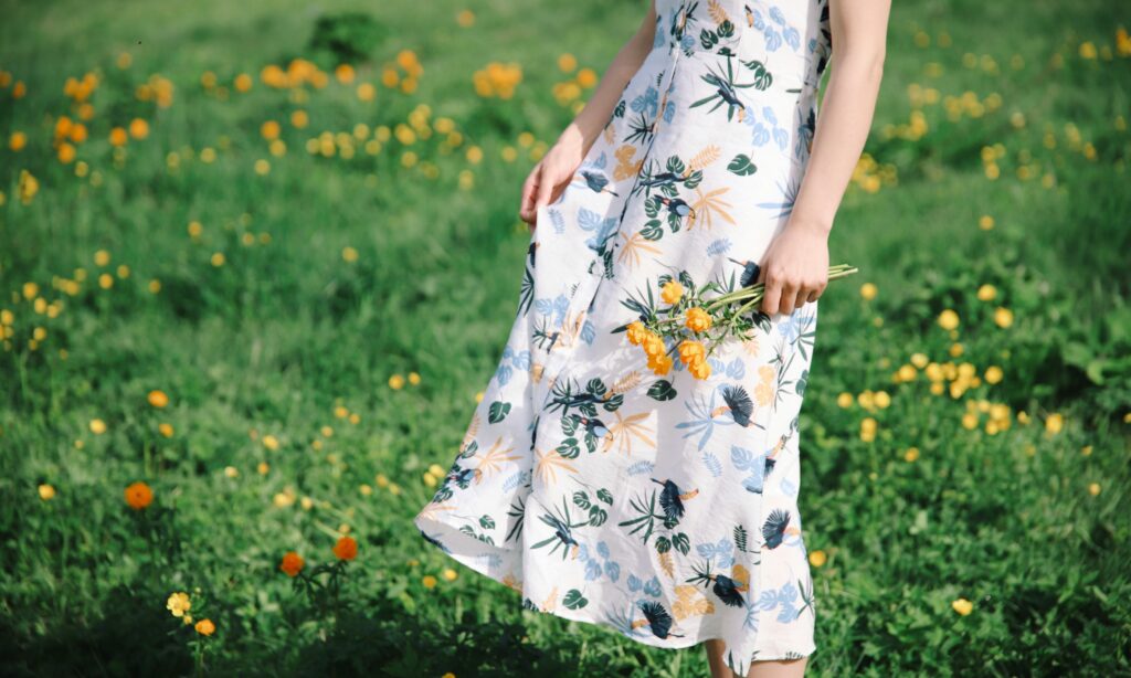 Spring touches to an outfit.