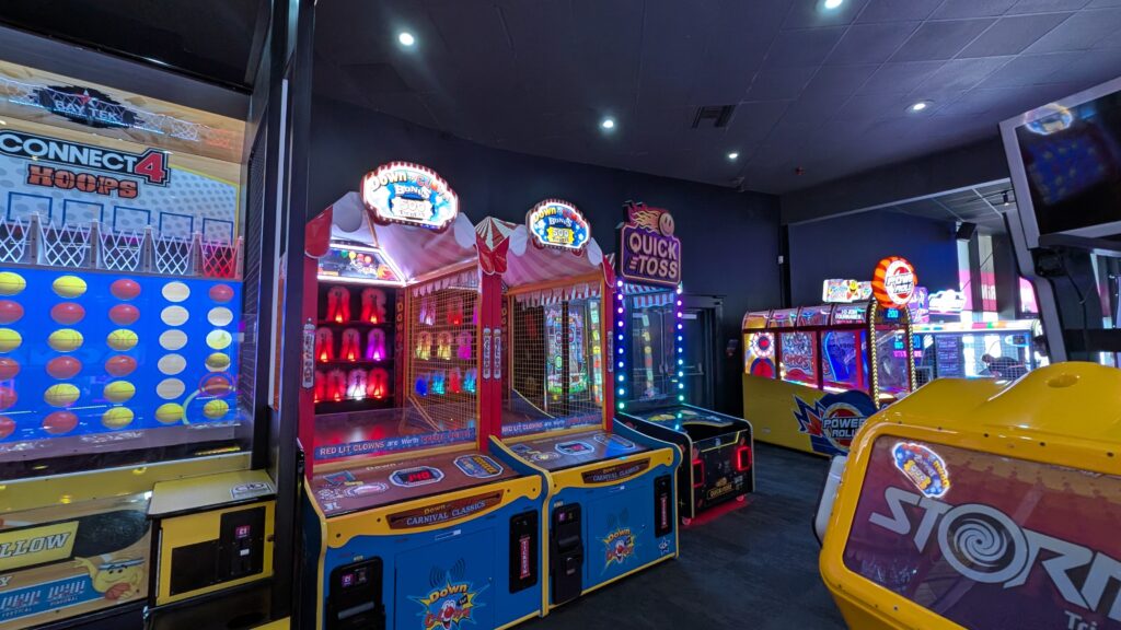 Arcade area of Hollywood Bowl, Teesside Park.
