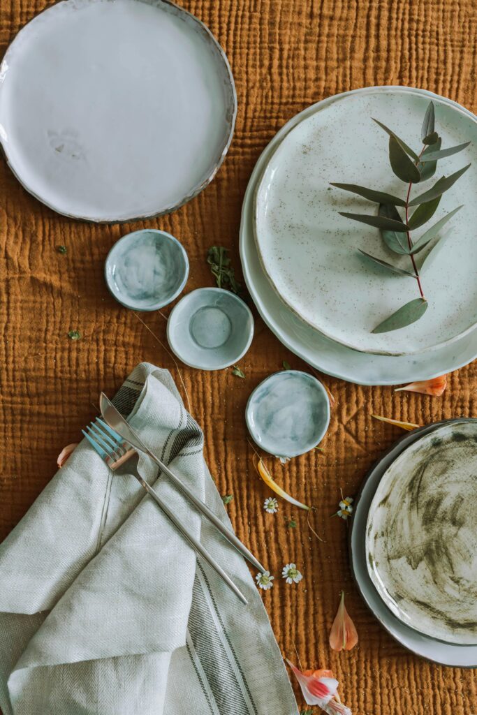 Natural tablescape.