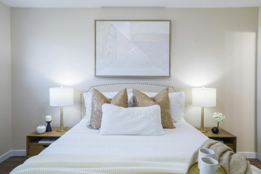 Neutral bedroom design.