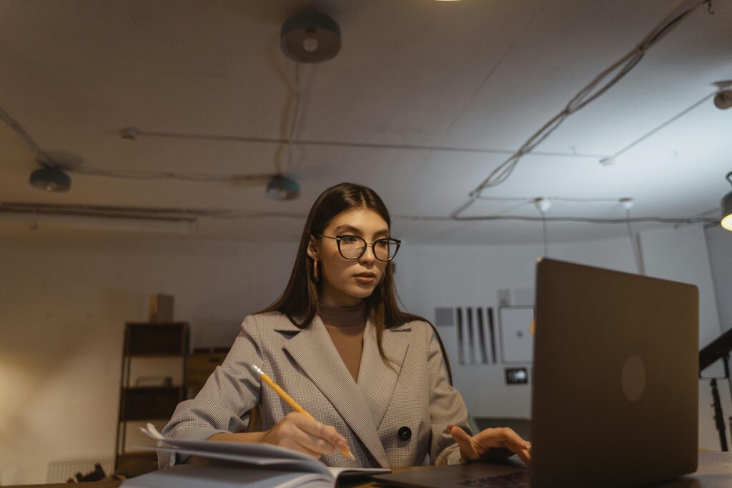 Woman showing how to delegate tasks in business.