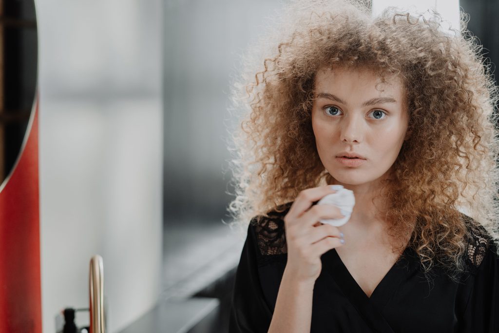 Looking after your skin with these tips.